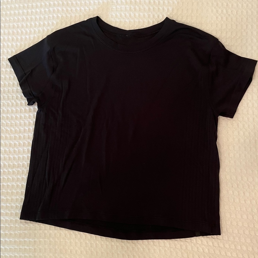Lululemon short sleeve